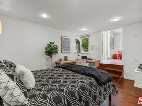 2402 Aspen Drive, Los Angeles CA 90068