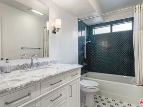 858 12th Street 4, Santa Monica CA 90403