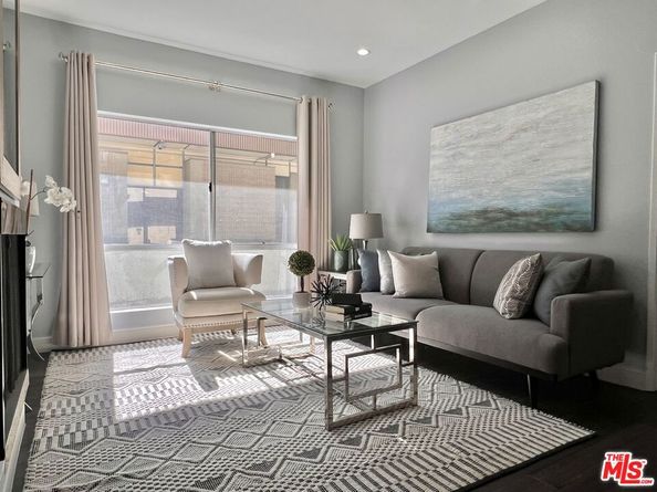 156 S Oak Knoll Avenue 101, Pasadena CA 91101