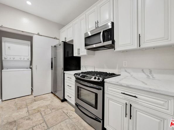 156 S Oak Knoll Avenue 101, Pasadena CA 91101