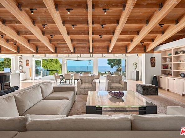 6453 Guernsey Avenue, Malibu CA 90265