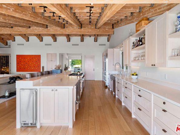 6453 Guernsey Avenue, Malibu CA 90265