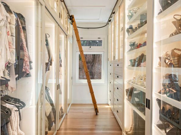 6453 Guernsey Avenue, Malibu CA 90265