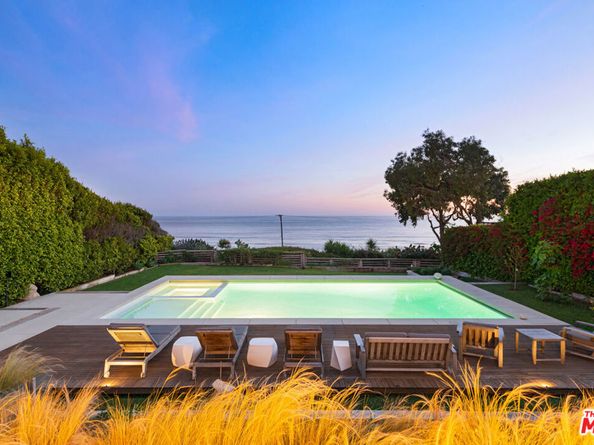 6453 Guernsey Avenue, Malibu CA 90265