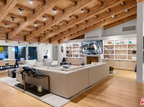 6453 Guernsey Avenue, Malibu CA 90265