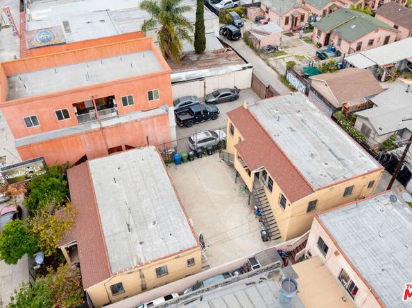 139 W Florence Avenue, Los Angeles CA 90003