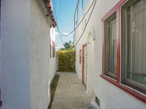 1462 W 53rd Street, Los Angeles CA 90062