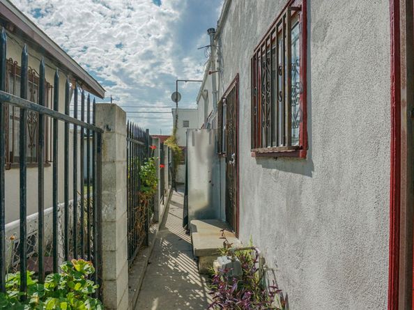 1462 W 53rd Street, Los Angeles CA 90062