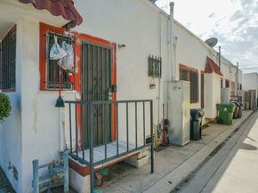 1462 W 53rd Street, Los Angeles CA 90062