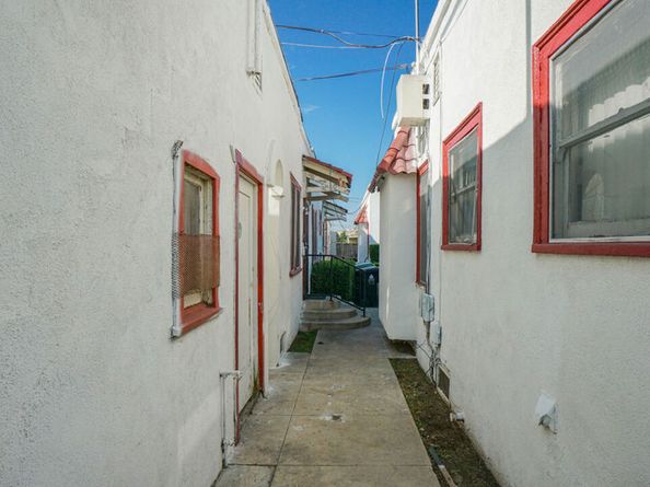 1462 W 53rd Street, Los Angeles CA 90062