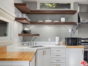 1528 N Curson Avenue, Los Angeles CA 90046