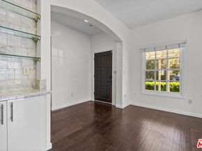 191 S Gardner Street, Los Angeles CA 90036