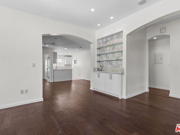 191 S Gardner Street, Los Angeles CA 90036