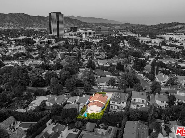 4359 Clybourn Avenue, Toluca Lake CA 91602