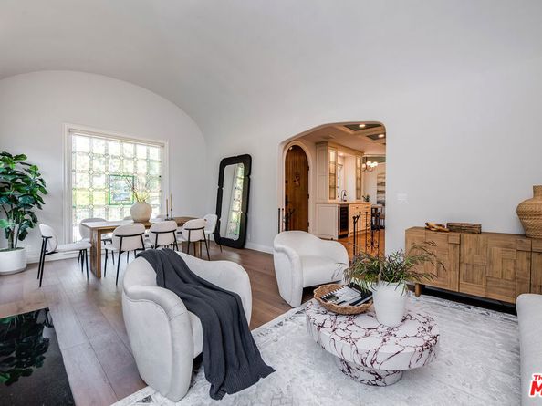 4359 Clybourn Avenue, Toluca Lake CA 91602