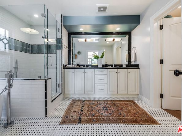 4359 Clybourn Avenue, Toluca Lake CA 91602