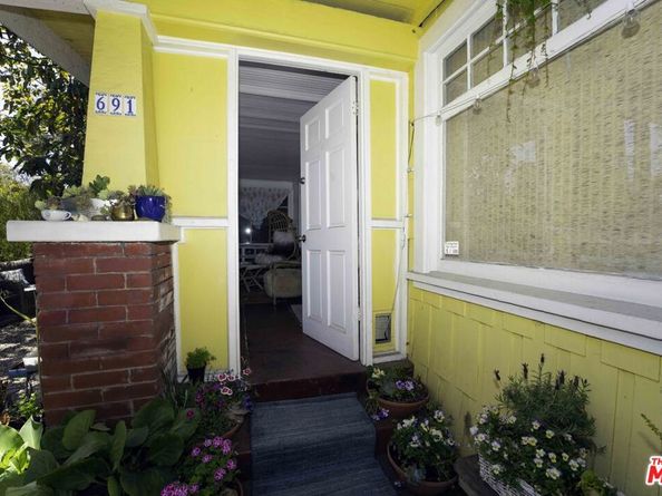 691 Santa Clara Avenue, Venice CA 90291