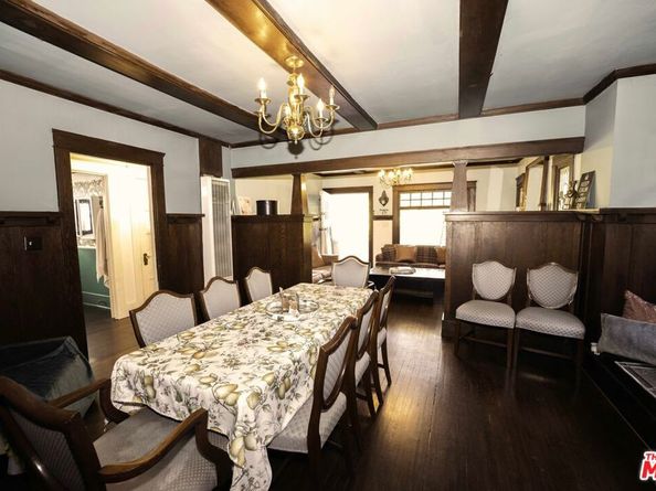 691 Santa Clara Avenue, Venice CA 90291