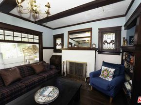 691 Santa Clara Avenue, Venice CA 90291