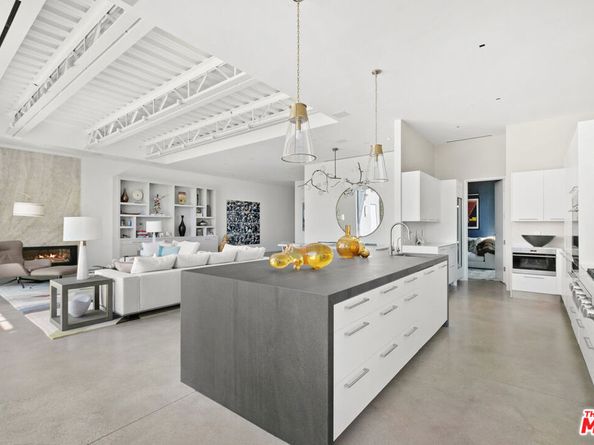 1550 Casale Road, Pacific Palisades CA 90272