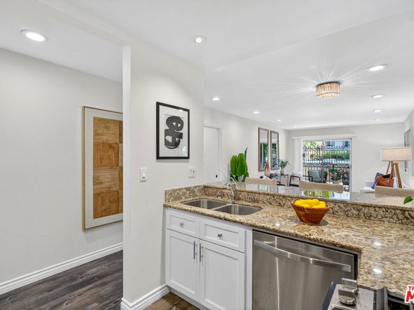 1125 Pico Boulevard 103, Santa Monica CA 90405