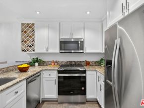 1125 Pico Boulevard 103, Santa Monica CA 90405