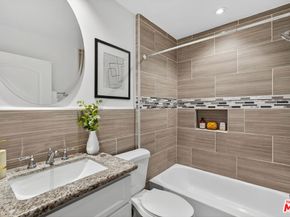 1125 Pico Boulevard 103, Santa Monica CA 90405