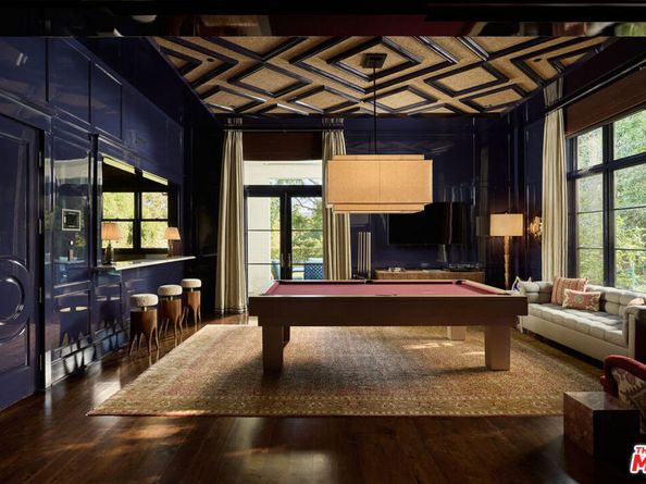 250 N Carolwood Drive, Los Angeles CA 90077