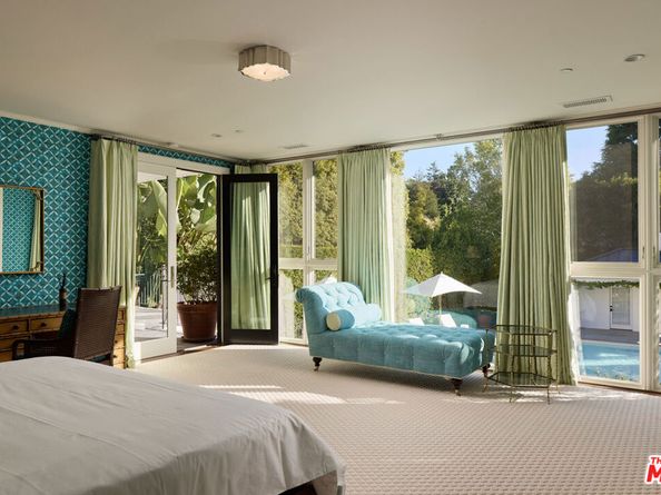 250 N Carolwood Drive, Los Angeles CA 90077