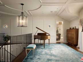 250 N Carolwood Drive, Los Angeles CA 90077