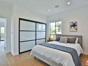 1622 S Mansfield Avenue, Los Angeles CA 90019