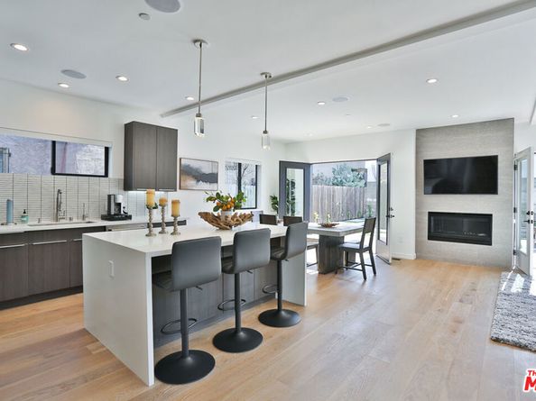 1622 S Mansfield Avenue, Los Angeles CA 90019