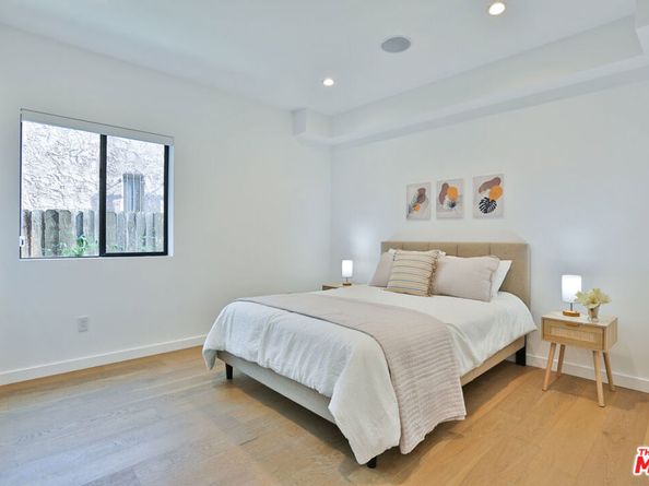 1622 S Mansfield Avenue, Los Angeles CA 90019