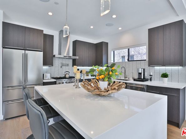 1622 S Mansfield Avenue, Los Angeles CA 90019