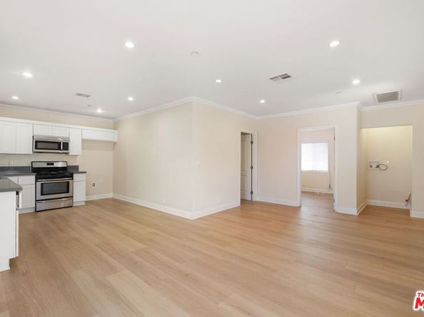 1147 S Kenmore Avenue, Los Angeles CA 90006