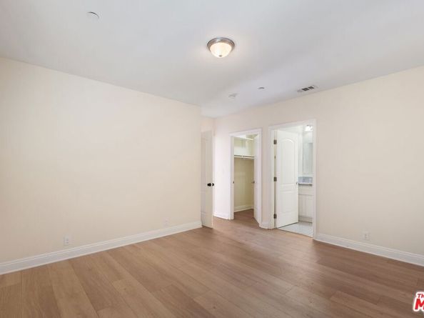 1147 S Kenmore Avenue, Los Angeles CA 90006