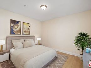 1147 S Kenmore Avenue, Los Angeles CA 90006