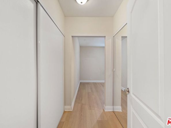 1147 S Kenmore Avenue, Los Angeles CA 90006