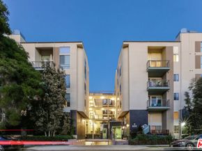 600 S Ridgeley Drive 1, Los Angeles CA 90036