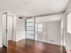 600 S Ridgeley Drive 1, Los Angeles CA 90036