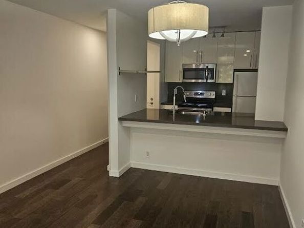 141 S Clark Drive 323, West Hollywood CA 90048