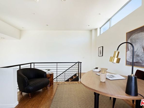 333 S Wilton Place 2, Los Angeles CA 90020