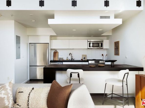 333 S Wilton Place 2, Los Angeles CA 90020