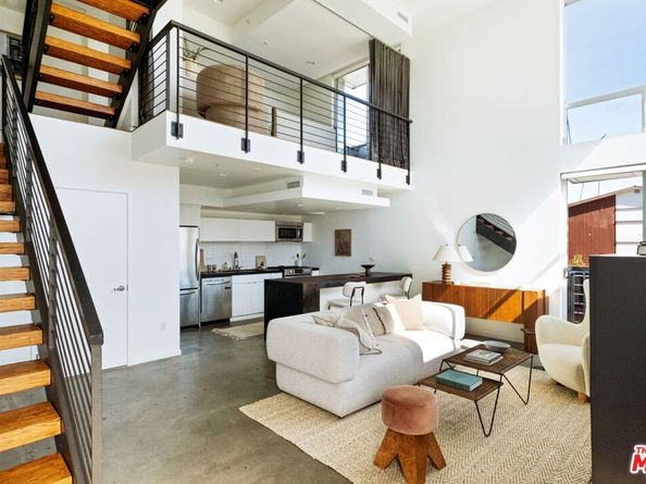 333 S Wilton Place 2, Los Angeles CA 90020