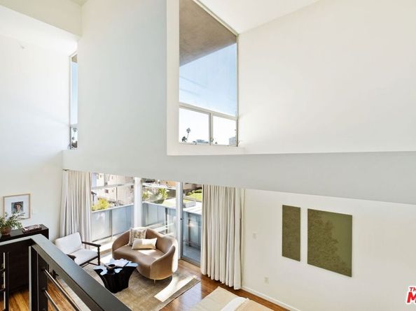 333 S Wilton Place 2, Los Angeles CA 90020