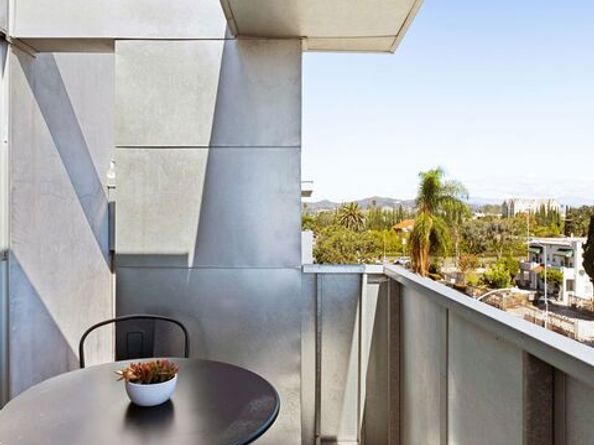 333 S Wilton Place 2, Los Angeles CA 90020