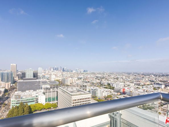 3810 Wilshire Boulevard 804, Los Angeles CA 90010