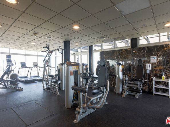 3810 Wilshire Boulevard 804, Los Angeles CA 90010