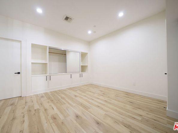 3810 Wilshire Boulevard 804, Los Angeles CA 90010