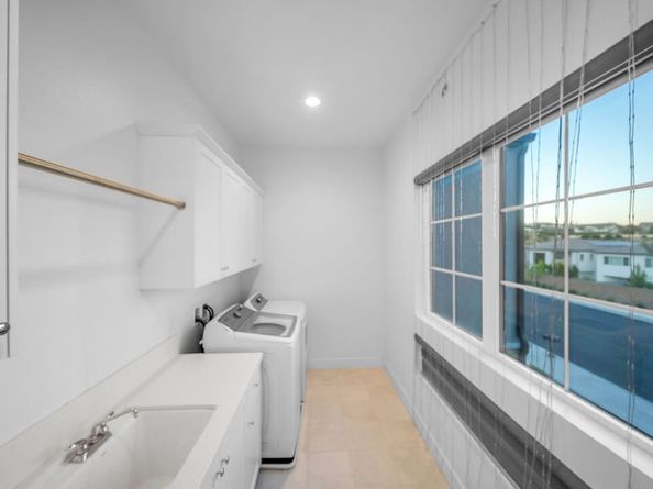 12553 N Ridgeline Road, Porter Ranch CA 91326